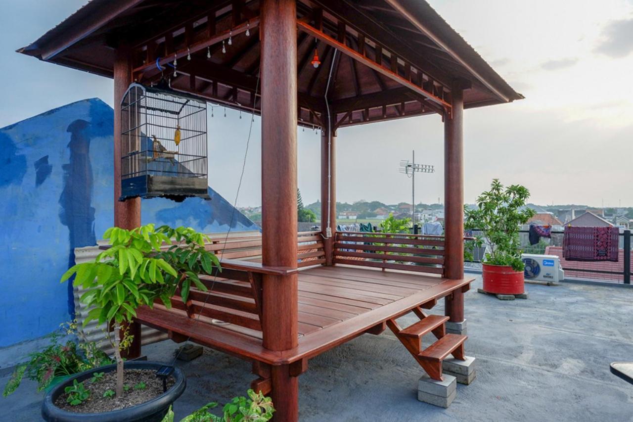 Reddoorz Near Jalan Adi Sucipto Solo Hotel Ngoại thất bức ảnh